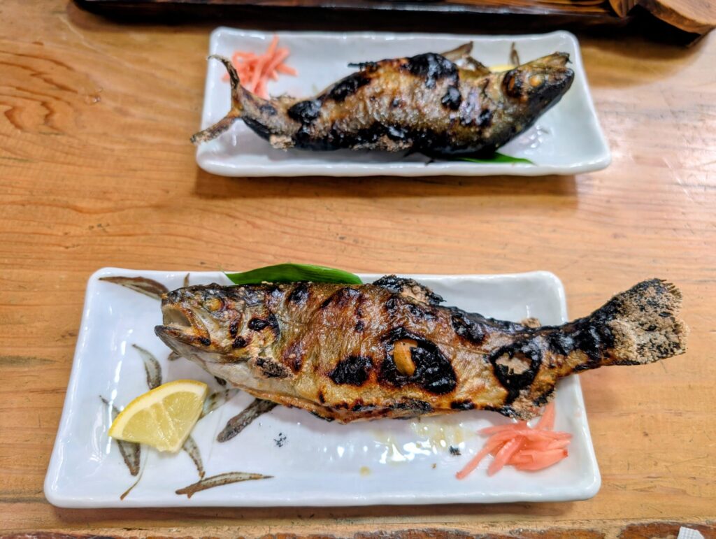 釜めしなかいの山女魚