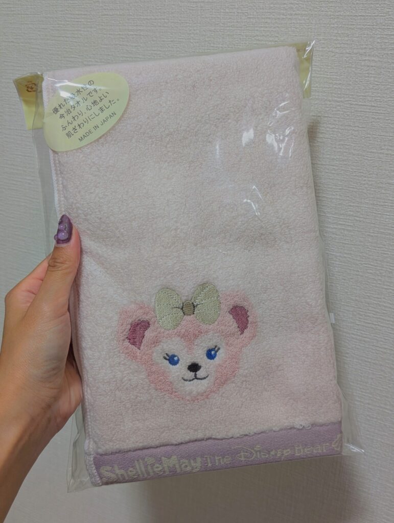 シェリーメイのフェイスタオルと足裏マークの写真