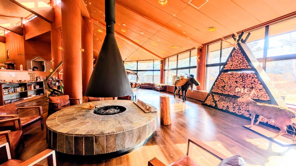 PICA FUJIYAMAのセンターハウス内