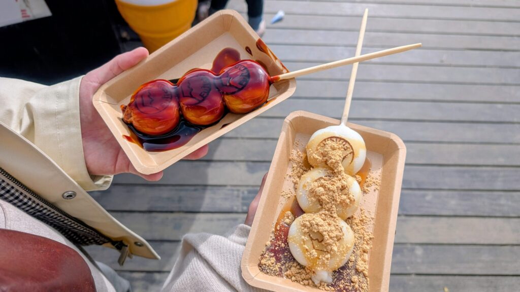 たぬき茶屋で購入したたぬき団子とうさぎ団子